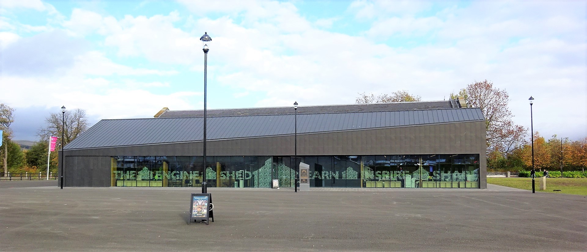 Außenansicht des Engine Shed Zentrums in Stirling, Schottland — nationales Zentrum für Baudenkmalpflege